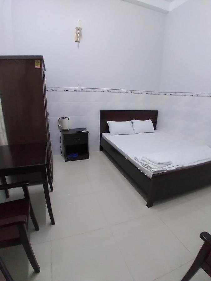 Phuoc Hung 1 Hotel Vĩnh Long Exteriör bild